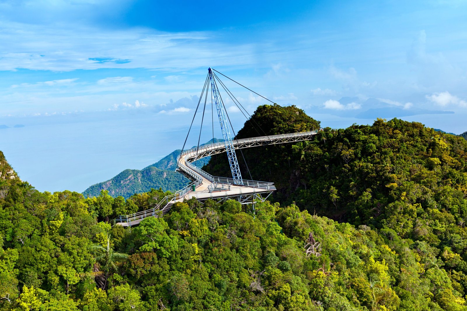Explore Malaysia: Dynamic Cities & Highlands Tour